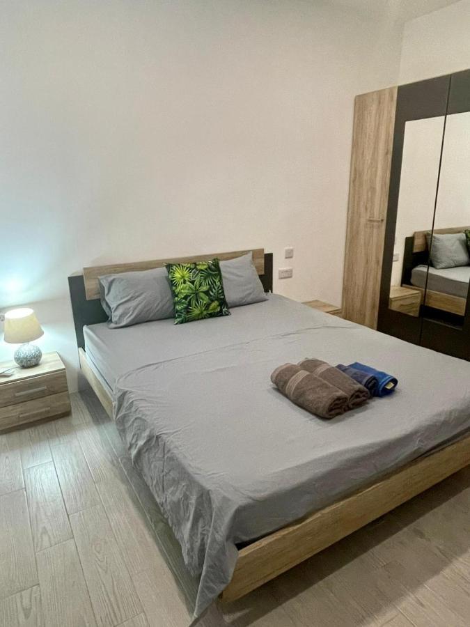 City Center Properties - Modern Room With Ac & Ensuit Bathroom - Room 1 St. Paul's Bay Esterno foto